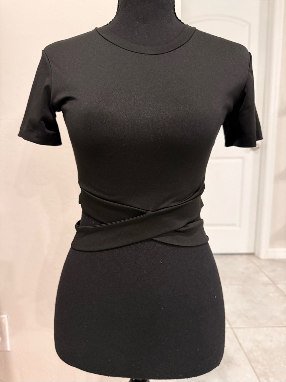 Black Wrap Tie Front Crop Top Short Sleeve Fitted Y2K Club wear Size S